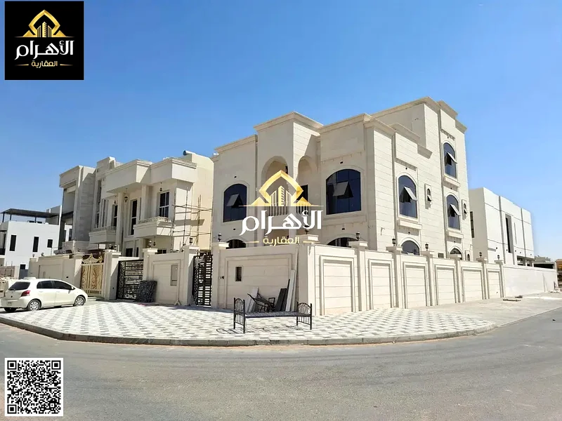 فيلا ركنية بتشطيبات فاخرة - طابقان وسطح - تكييف مركزي - مصعد - ملكية حرة لجميع الجنسيات - مساحات كبيرة جاهزة للسكن63871901351683110
