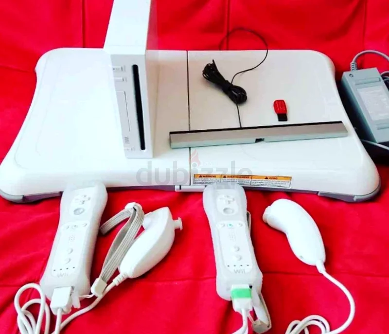 Nintendo Wii with Fit board+ 30 games63231194557313119