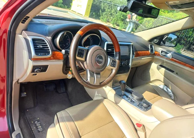 Jeep Grand Cherokee Overland plus63225313411715114