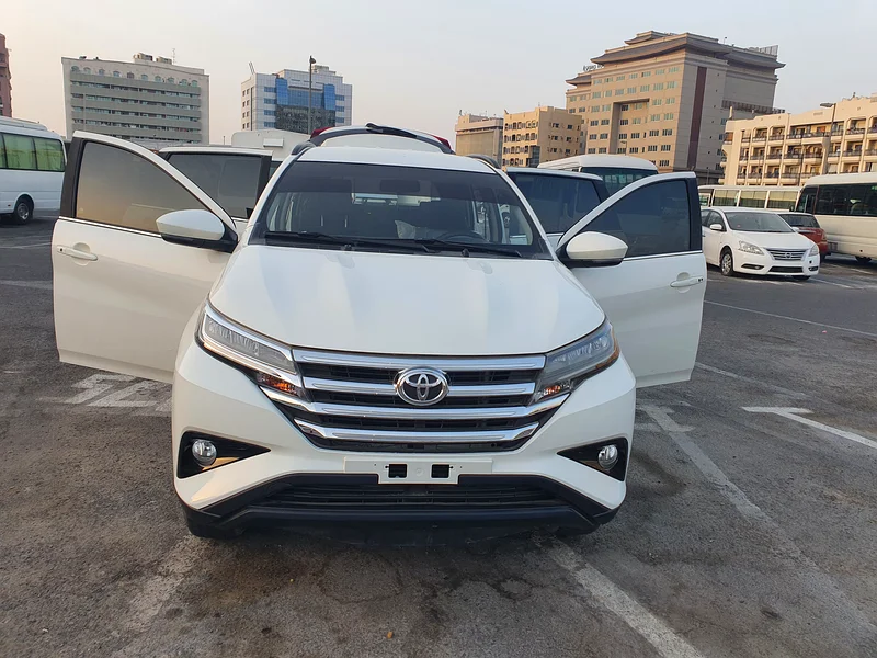 2023 GX TOYOTA RUSH PERL WHITE GCC CAMRA FUL OPTIN TOP REANG EXCELENT COUNDTION631583423020821114