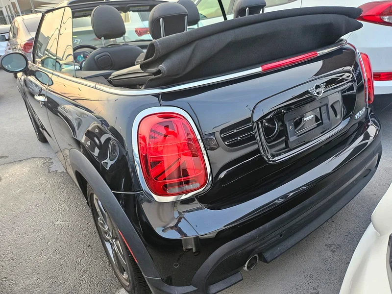 Mini Cooper Convertible 202263156040611842111