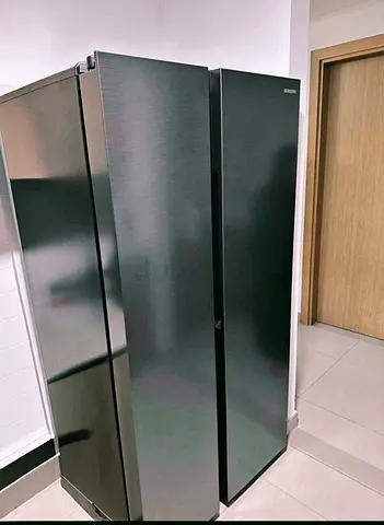 Samsung Modern Side by Side Refrigerator – Smart Cooling 90 cm width - 180 cm high