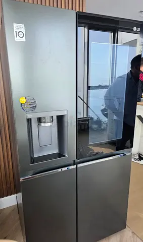 LG InstaView auto ice maker water dispenser fridge freezer latest model