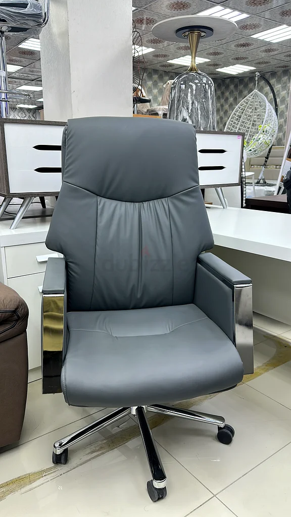 كرسي مكتب عصري أنيق للراحة والأناقة63216835099138115