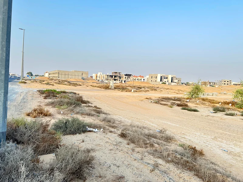 عرض ساخن: 3 قطع تجارية في هيلو 2 مقابل المسجد63183233471617113