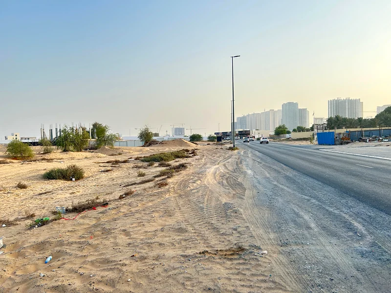 عرض ساخن: 3 قطع تجارية في هيلو 2 مقابل المسجد63183233471617112