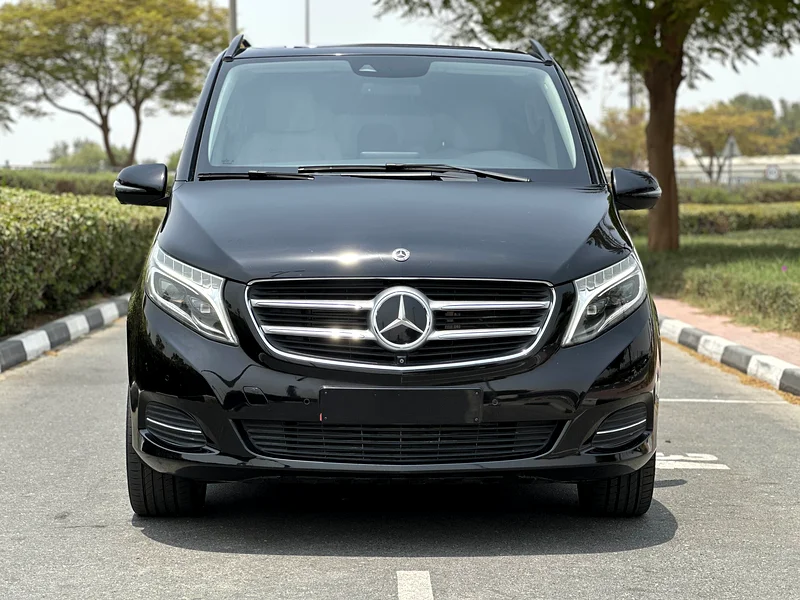Mercedes-Benz V-Class V250 / 2018 - GCC /63399920379394111