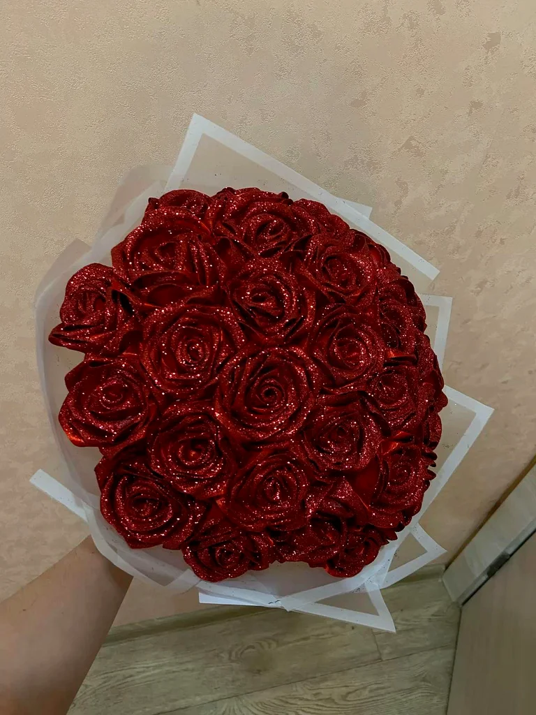 باقة ورد حريرية حمراء رومانسية - مثالية لأي مناسبة! خيار التخصيص متاح63172209866114111
