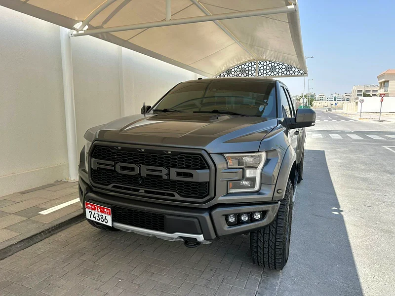 For sale, 2018 Gulf-spec Ford Raptor, engine blessed by Allah, in agency condition63156041501057112