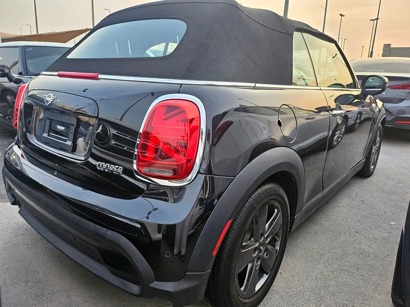 Mini Cooper Convertible 202263156040611842114