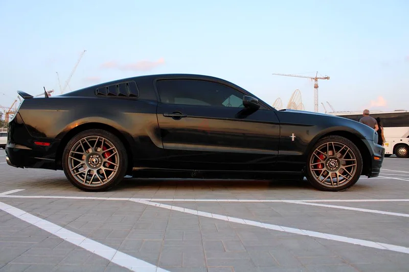 2014 Mustang V6 – Sleek Black, Powerful Drive!63157444100225112