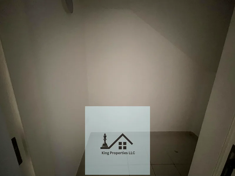 شقة فاخرة مكونة من 3 غرف نوم متاحة للإيجار63299970647298111