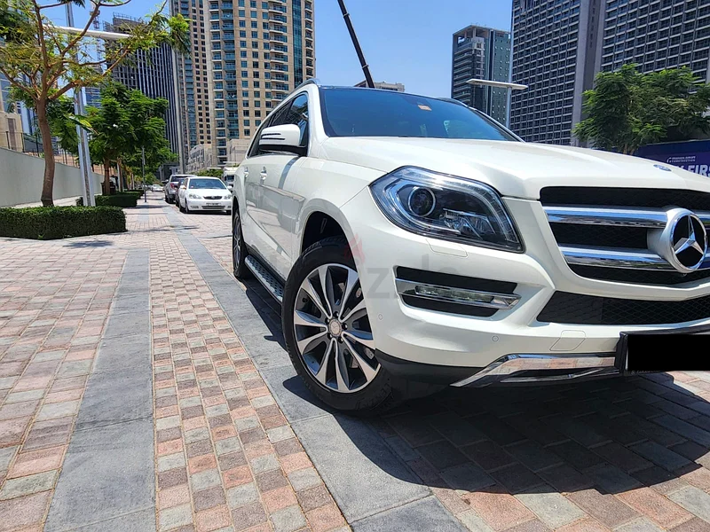 عداد الأميال قليلة | مرسيدس GL500 4Matic 2013 | V8 | 7 مقاعد | خالية من الحوادث63157885728515111