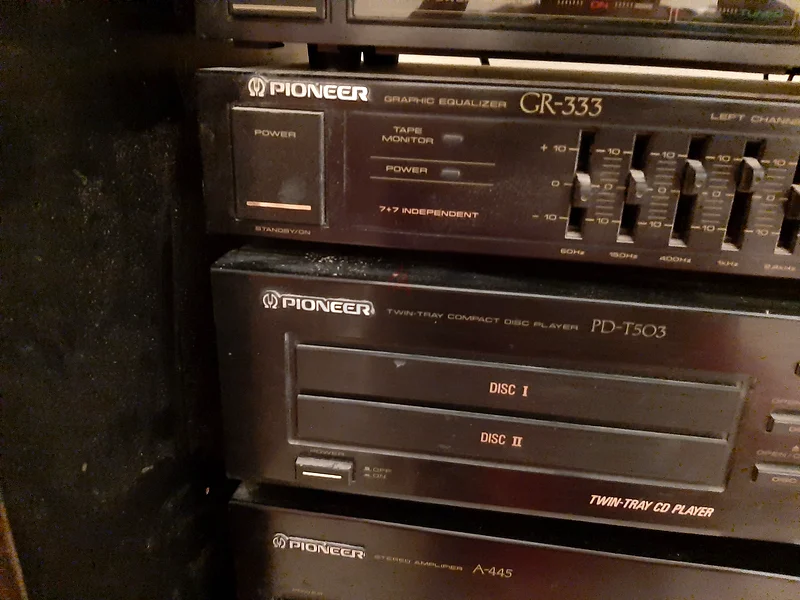 Pioneer deck with cd player63261836314115113