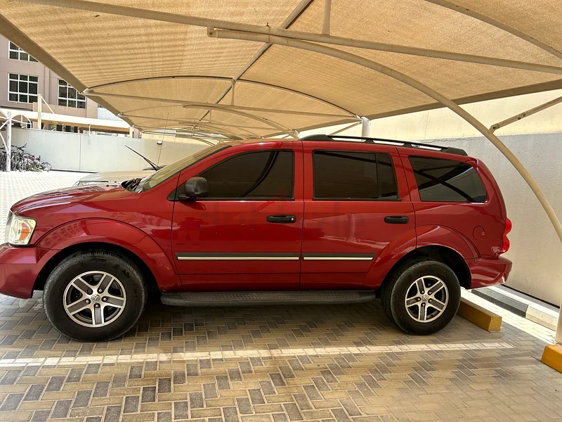 Dodge Durango 5.7 GCC 7 seater 2008 accident free for sale in Dxb silicon oasis63224792664833111