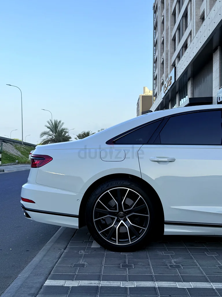 Audi A8 L Diamond Edition63224792537987113
