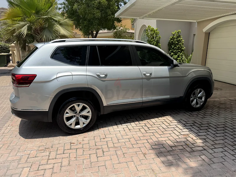 Beautiful single owner from new - main dealer warranty to 10/25 and service package to 10/2863154621309570114