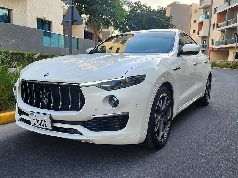 مازيراتي ليفانتي طراز جراندلوسو، مواصفات خليجية، تاريخ صيانة كامل لدى وكيل رسمي، بحالة ممتازة632213029396511121