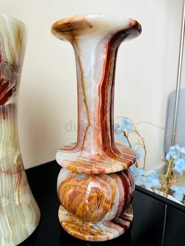 Stunning Vintage Onyx Marble Vase - New in Box