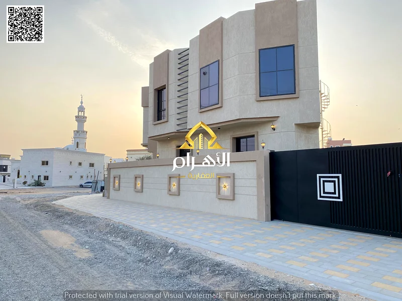 For sale directly from the owner, including electricity and water, a modern designed corner villa | Freehold for all nationalities | A very distinguis63900609134338111
