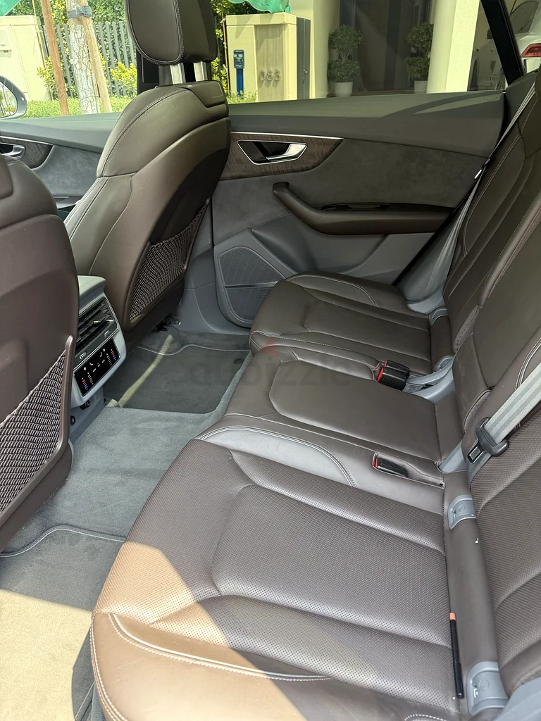 AUDI Q8 - UPGRADED/ PAN ROOF/ GCC63158803098754114