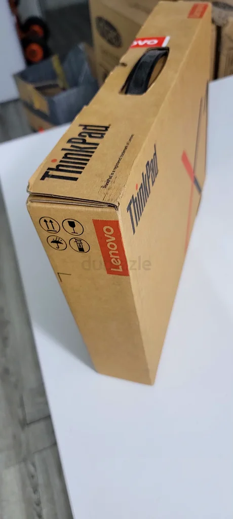 Lenovo ThinkPad X1 Carbon Gen 8 - Unleash Your Productivity!63150036032770114