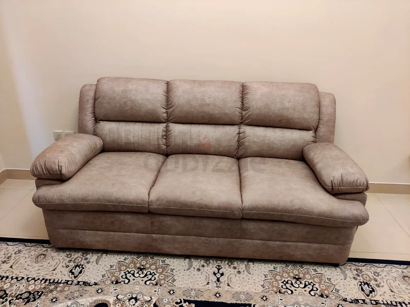 Cozy Sofa for Sale! Perfect for Any Living Room. 3 Seater Fabric Sofa.63222341539969111