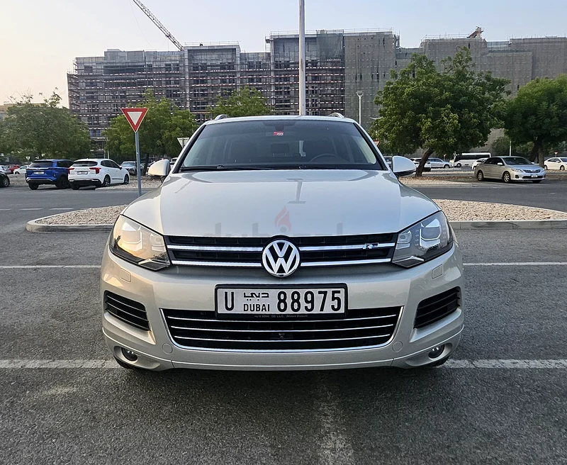 Fully Upgraded  Serviced 2012 GCC Touareg63154621283714113