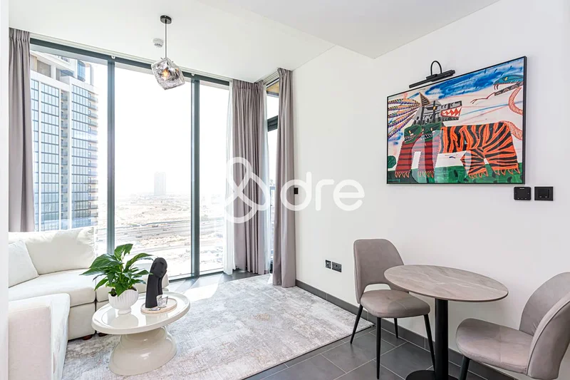 Furnished | High Floor | Pool & Courtyard View63758639543939112