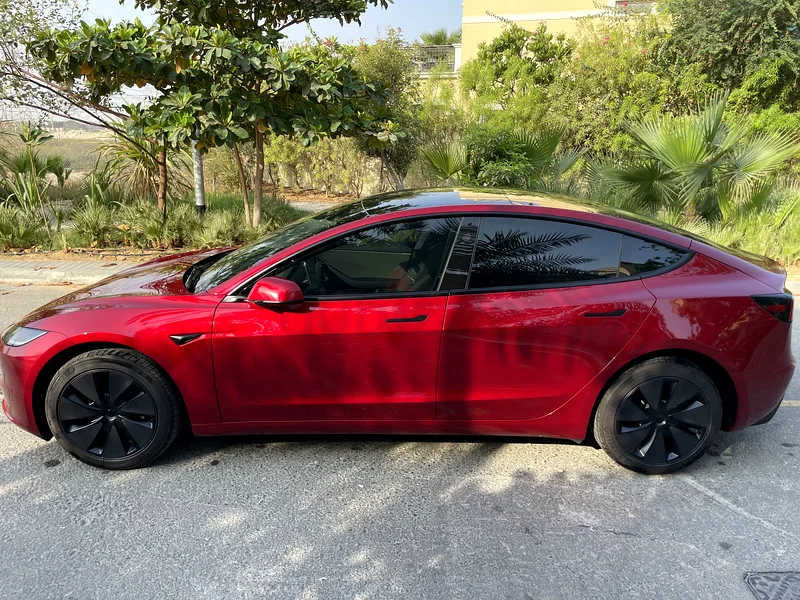 Tesla model 3 long range63398505222658113