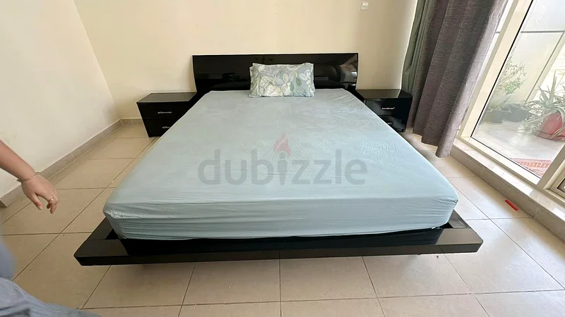 طقم غرفة نوم أو شراؤها بشكل منفصل63185231572355112