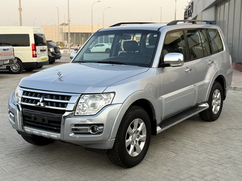 2017 Mitsubishi Pajero full option in perfect condition633985895184671110