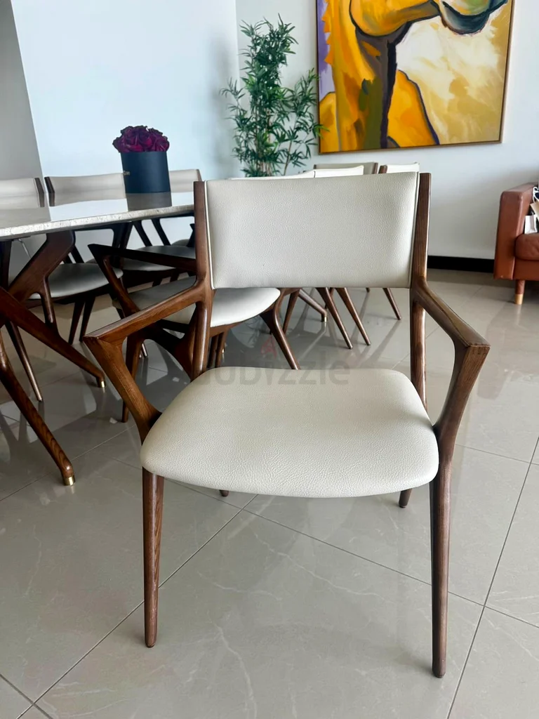 Elegant Marble Dining Table – Seats 10 | Brand New63191607910659112
