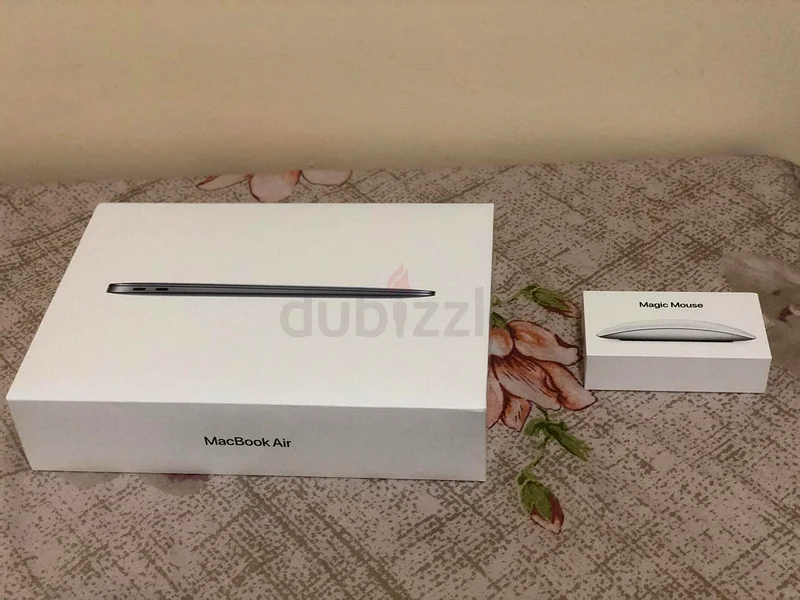 Apple MacBook Air 2020 - كمبيوتر محمول أنيق وقوي للبيع! .. وكأنه جديد!  
مستخدم قليلاً، بحالة ممتازة63254997113729114