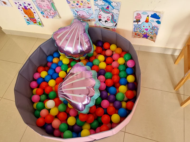حفرة كرات بألوان زاهية63230186001667113