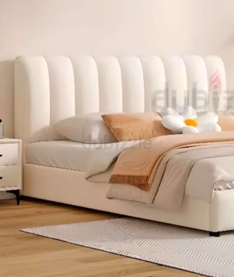 New High Quality Fabric Luxury King size 180x200 Bed with spring mattress available63191607881091111