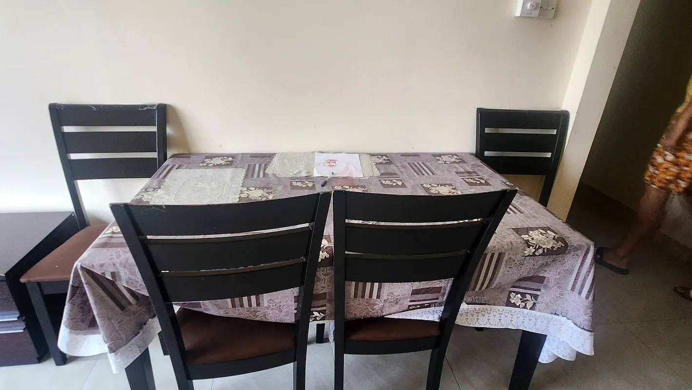 Dinning table