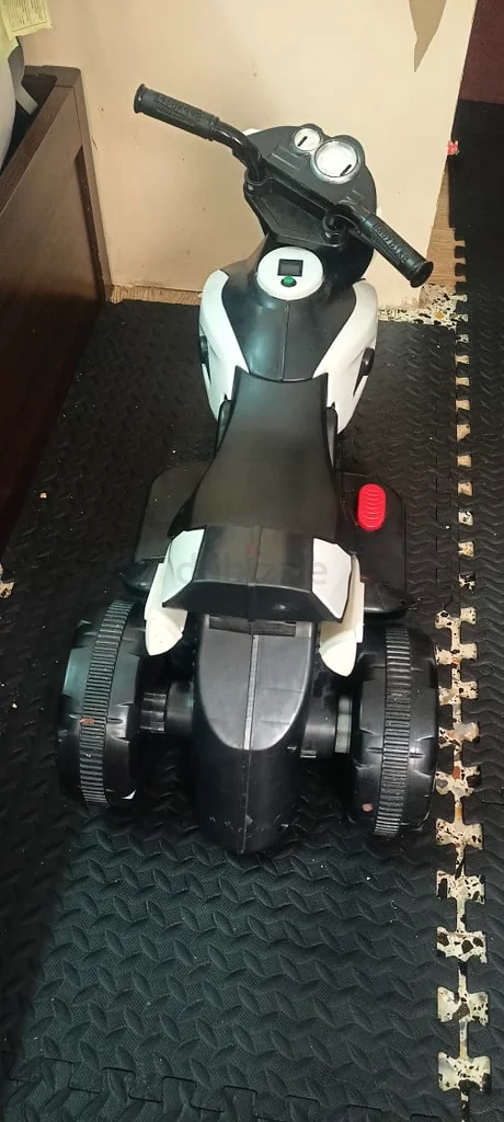 Fun and Thrilling Ride-on Toy Scooter for Kids!63194107802115113