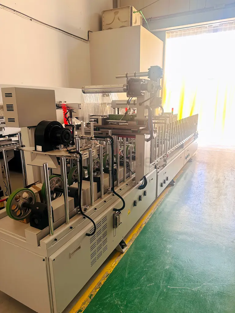 Lamination wrapping machine