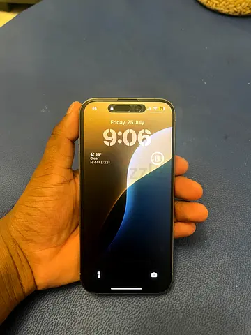 iPhone 15 Pro with box and 14 free covers worth 350-400 dhs