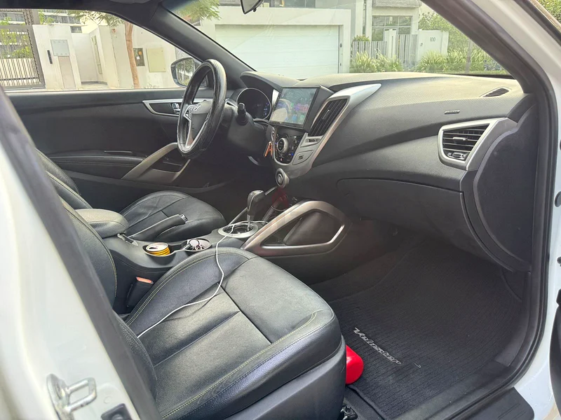 Hyundai veloster GCC 201663406906233091112
