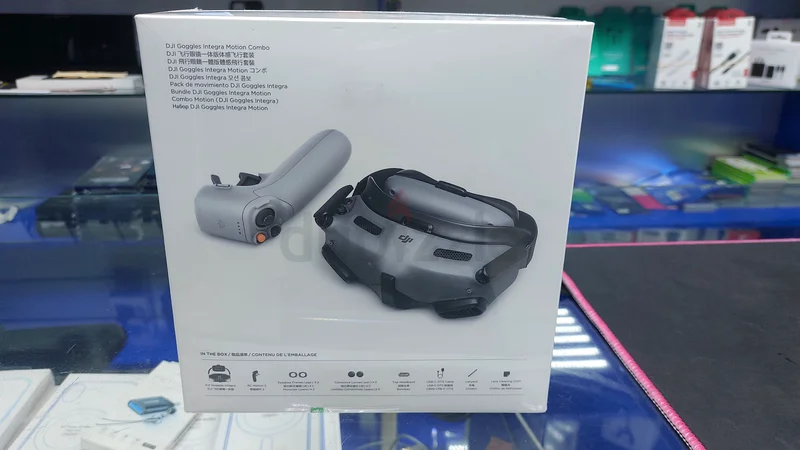 Cutting-Edge VR Headset and Controller Combo for Ultimate Gaming Experience!632612699795231128