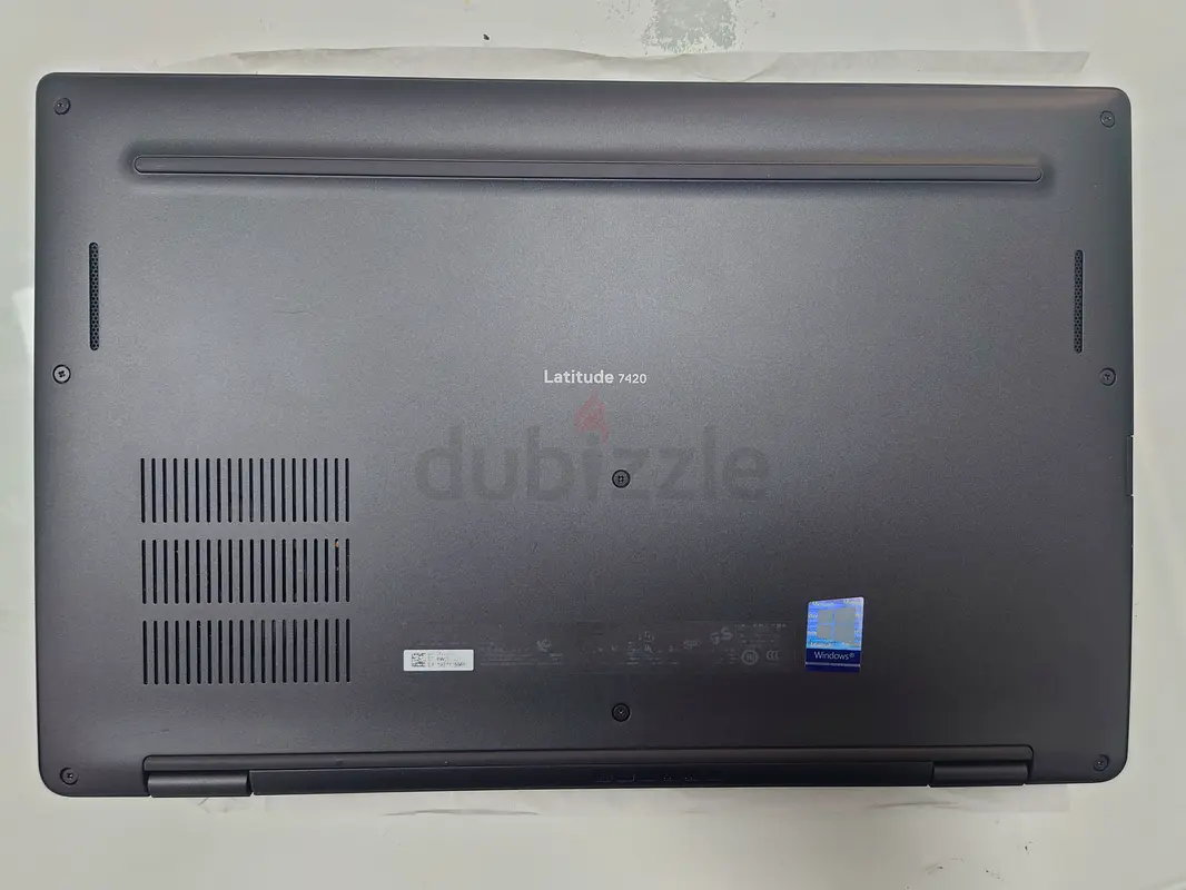 Dell 7420 11th Gen, i5 16/256 A+ condition.63164782923009114
