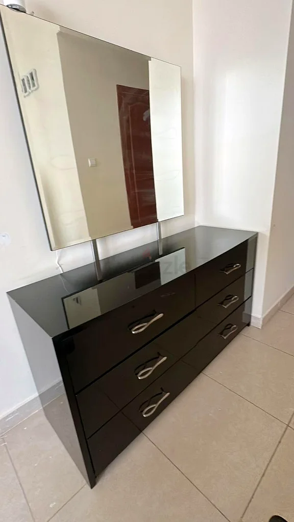 طقم غرفة نوم أو شراؤها بشكل منفصل63185231572355111
