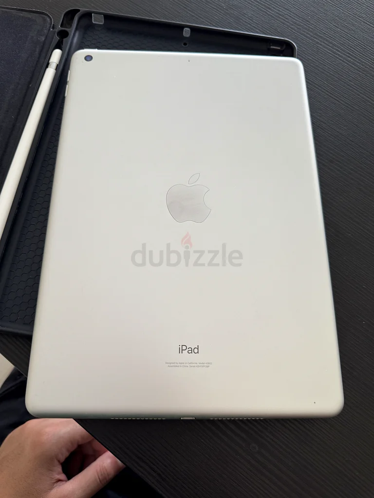 iPad 9th Generation (Wi-Fi) 64GB + Apple Pencil (1st Gen)  – Great Condition63184226884098112
