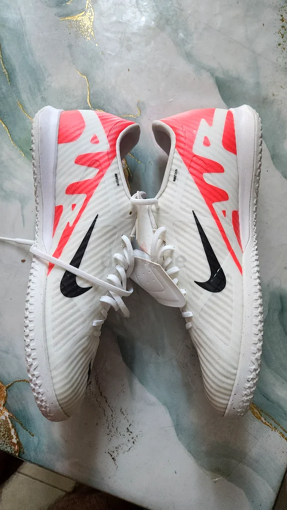 Sport shoes63240126079747111