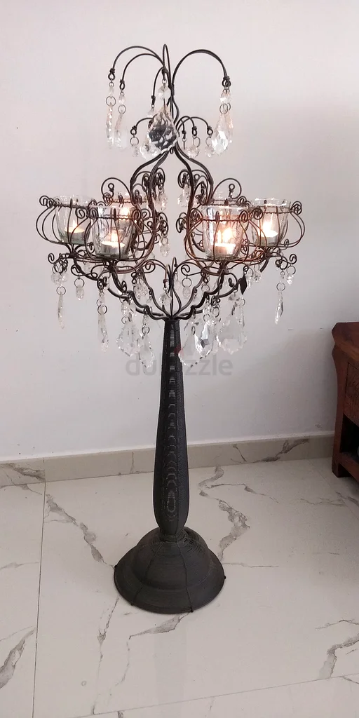 حامل شمعدان أرضي كريستالي عتيق أنيق - سحر براقة من ذا وان63219346289794111
