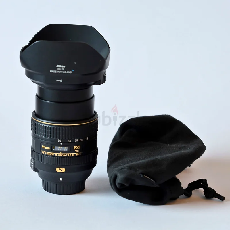 عدسة نيكون AF-S DX نيكور 16-80 مم f/2.8-4E ED VR63240126458371113