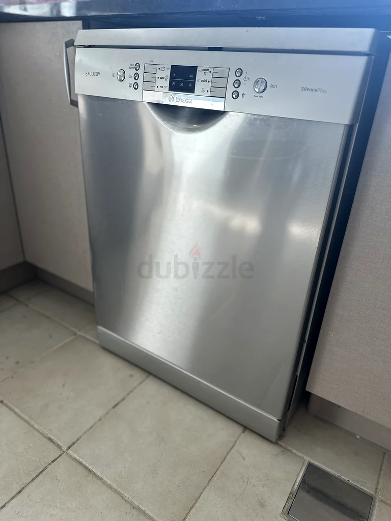 Bosch Exclusive 3 Racks Dishwasher very good condition63261286244097112