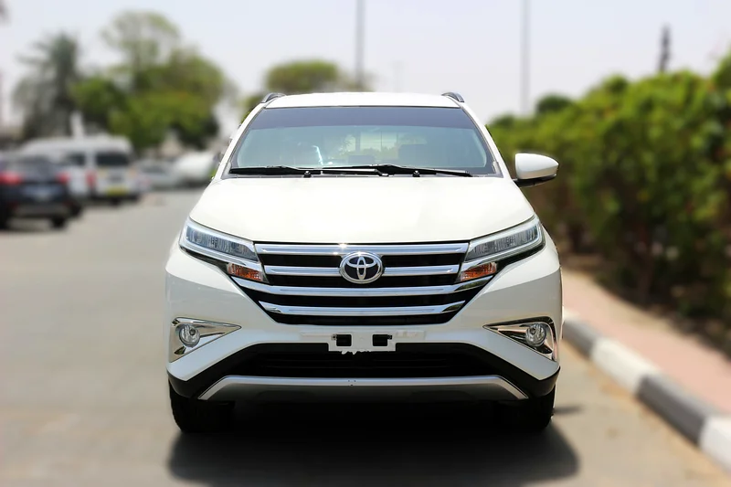 TOYOTA RUSH 2019 GCC 7 SEATS FULL AUTO PUSH START63401321086977111